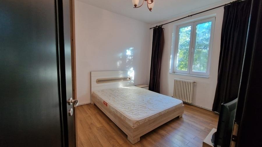 Apartament cu 2 camere decomandat, mobilat în Piața Unirii