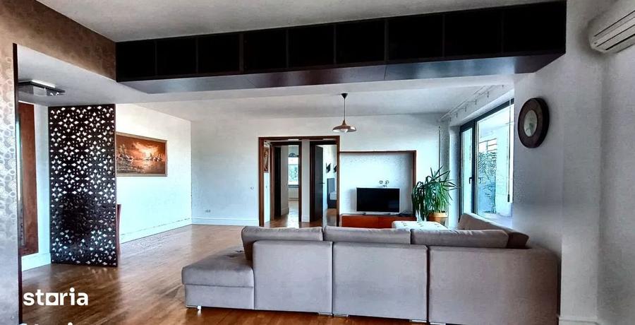 Apartament cu 4 camere, mobilat în Grivița