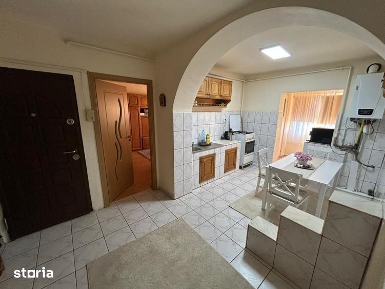 Apartament 2 camere de inchiriat - zona Ampoi 3 - 6