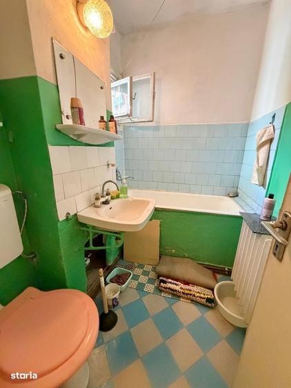 Apartament cu 4 camere în Podu Roș