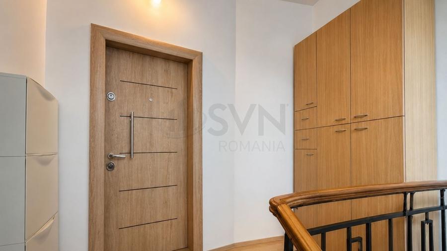 Casă individuală cu 18 camere cu Canalizare în Grădina Icoanei