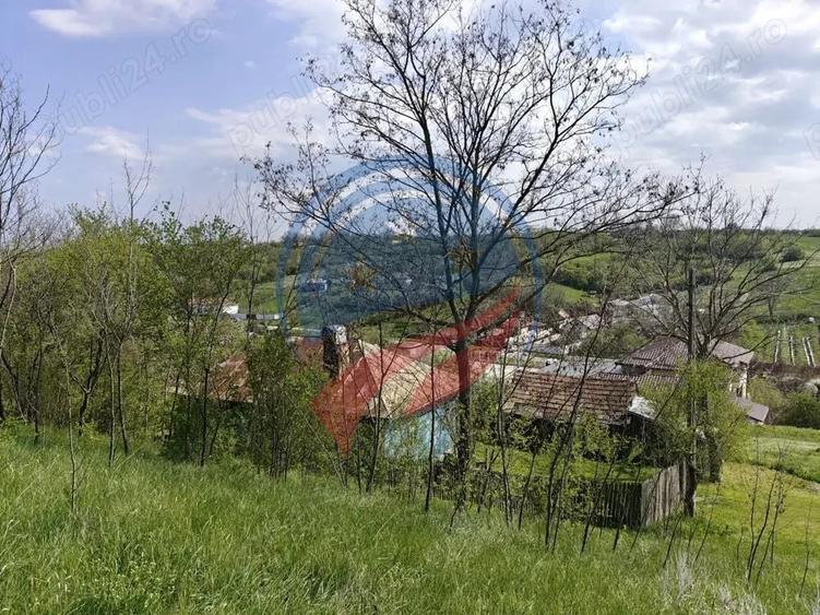 Casă individuală cu 3 camere cu Canalizare în Ghercești