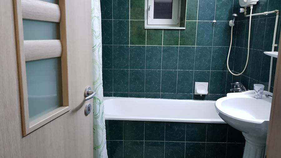 Apartament cu 2 camere semidecomandat în 13 Septembrie