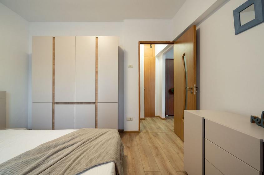 Apartament cu 2 camere semidecomandat, mobilat în Crângași