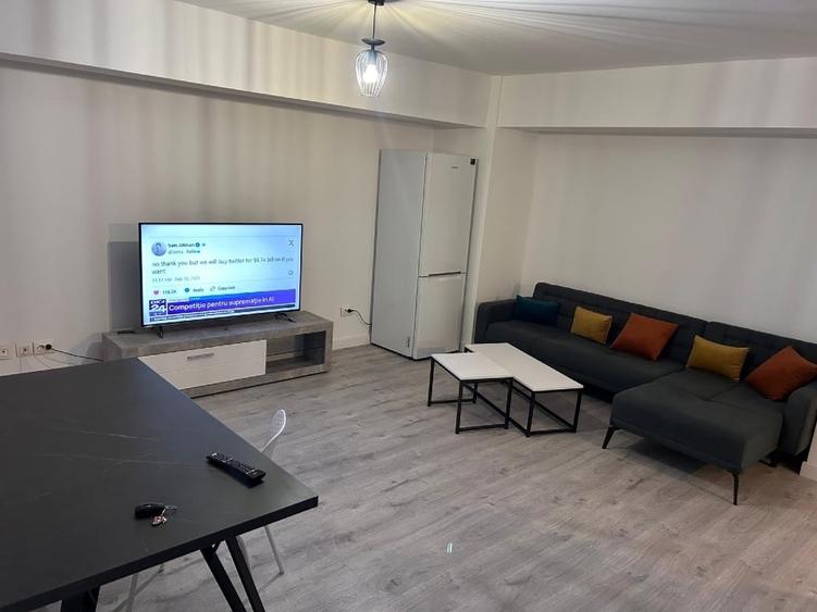 Apartament cu 2 camere decomandat în Calea Moldovei