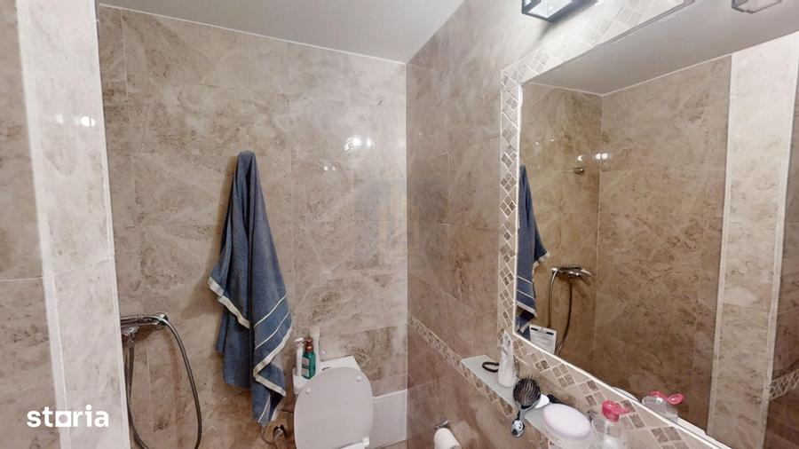 Apartament cu 3 camere semidecomandat în Brezoianu