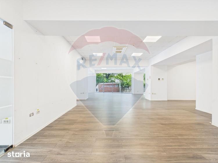 Spațiu comercial, de 266 mp, în Băneasa