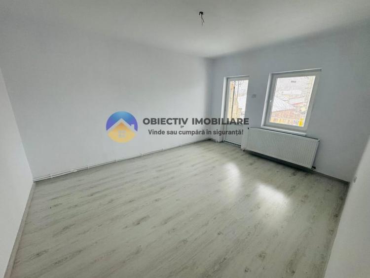 Casă cu 4 camere cu Canalizare în Gara Veche