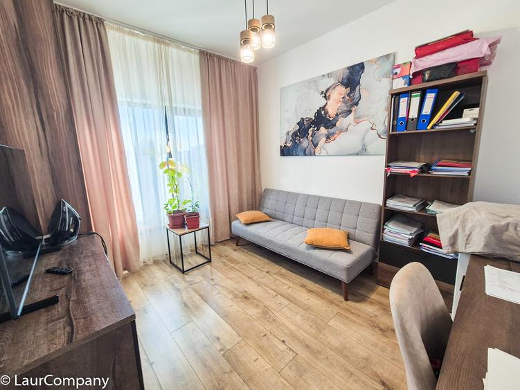 Duplex cu 4 camere cu Canalizare în Trivale