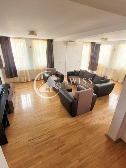 Apartament cu 3 camere semidecomandat, mobilat în Zorilor