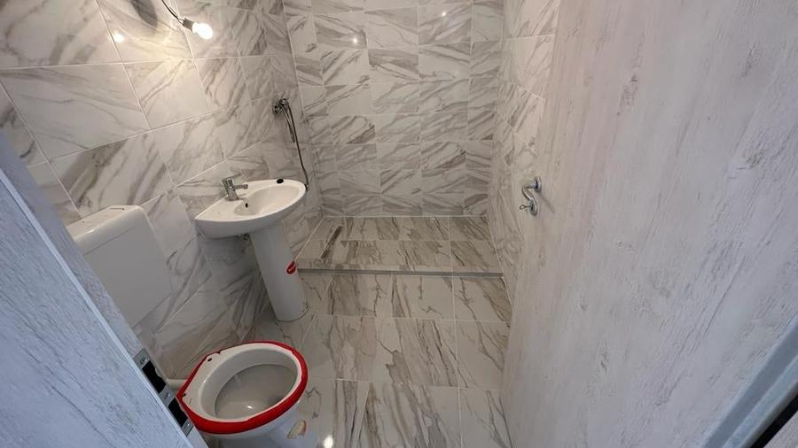 Apartament cu 3 camere decomandat în Șelimbăr — fotografia 3