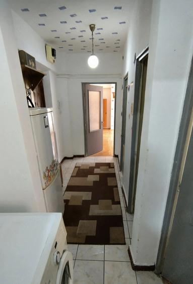 Apartament cu 2 camere decomandat în Govândari