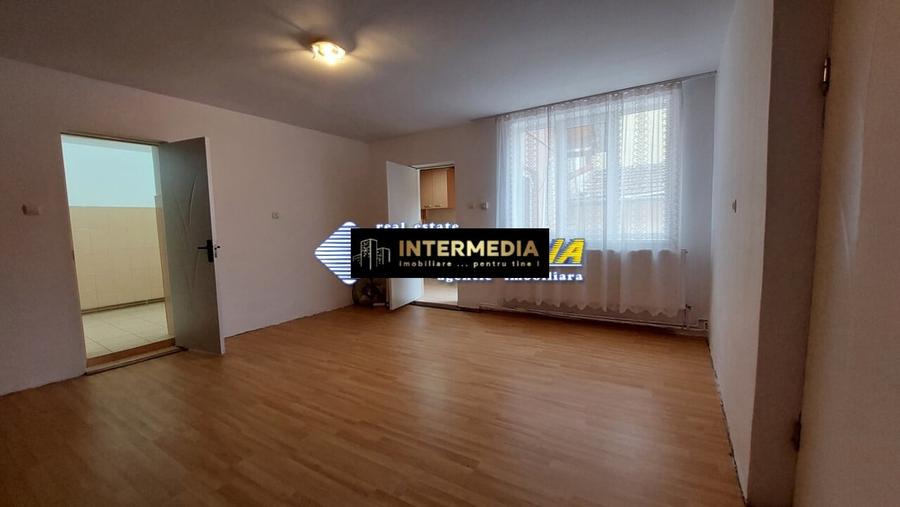 Apartament cu 2 camere decomandat în Blaj