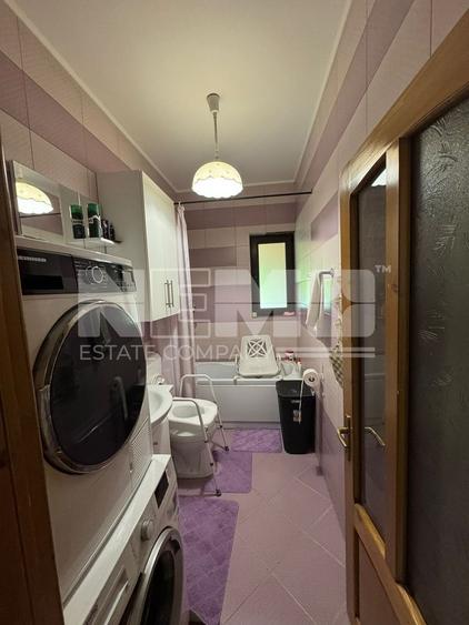 Casă individuală cu 4 camere cu Canalizare în Luncușoara
