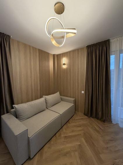 Apartament cu 2 camere decomandat în Florești