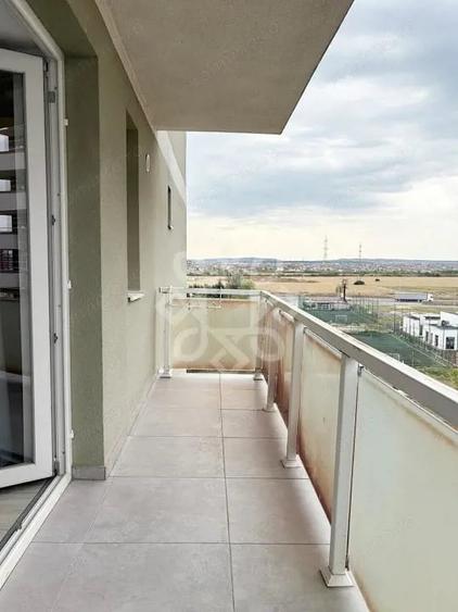 Apartament cu 3 camere decomandat în Nufărul