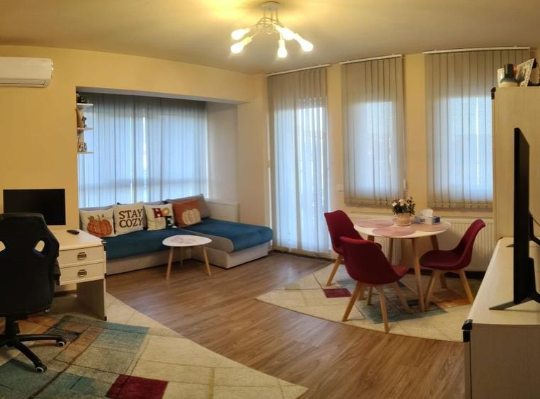 Apartament cu 2 camere semidecomandat, mobilat în Dâmbul Rotund
