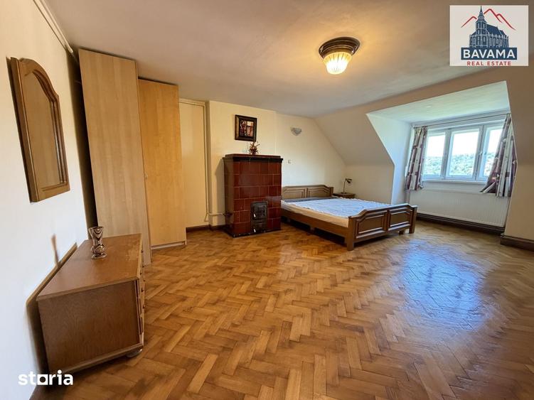 Apartament cu 3 camere, mobilat în Schei