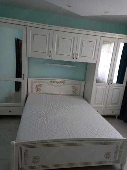 Apartament cu 2 camere decomandat în Far