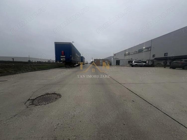 Spațiu comercial, de 3,045 mp, în Giarmata