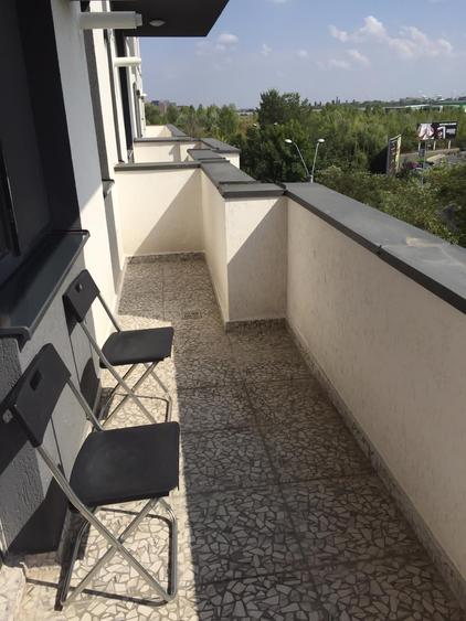 Garsonieră decomandată, mobilată în Văcăresti