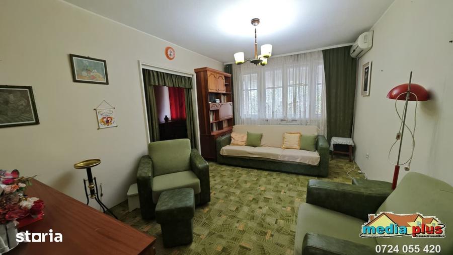 Apartament cu 4 camere semidecomandat în Mazepa 1