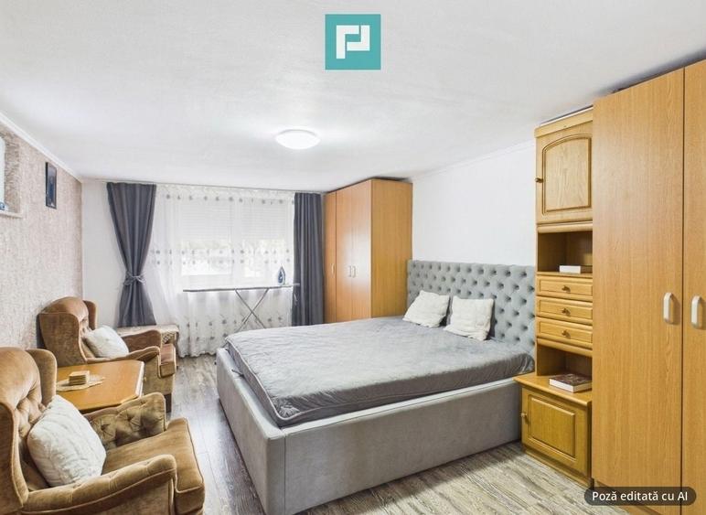Casă individuală cu 6 camere cu Canalizare în Calea Clujului