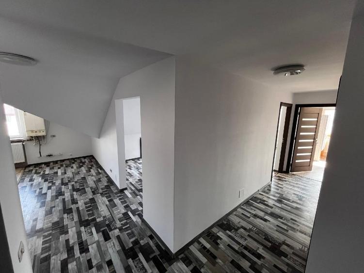 Apartament cu 3 camere decomandat, mobilat în Burdujeni