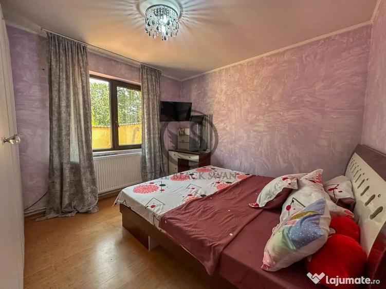 Casă cu 4 camere cu Teren 238 Mp în Românești