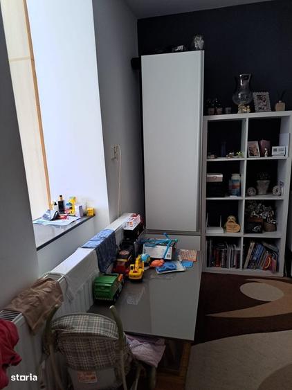 Apartament cu 3 camere în Decebal