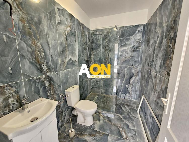 Casă individuală cu 3 camere cu Canalizare în Micești