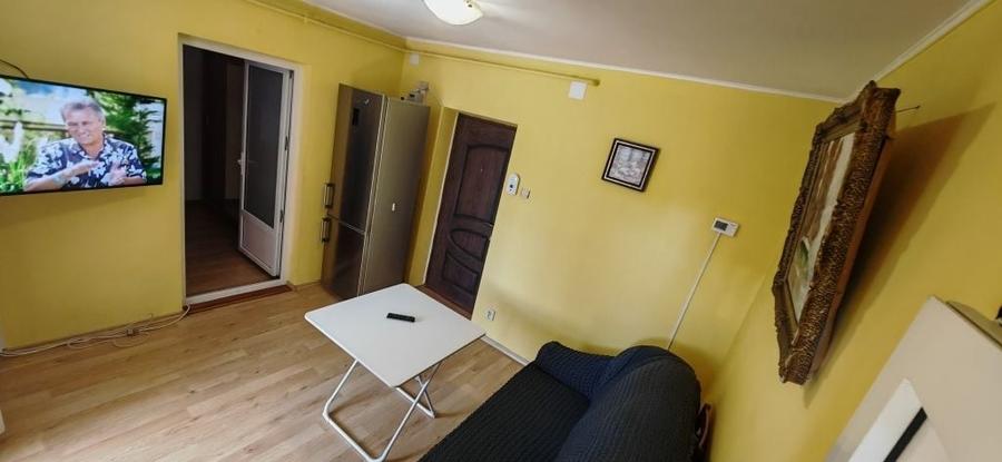 Apartament cu 2 camere semidecomandat în Calea Călărașilor