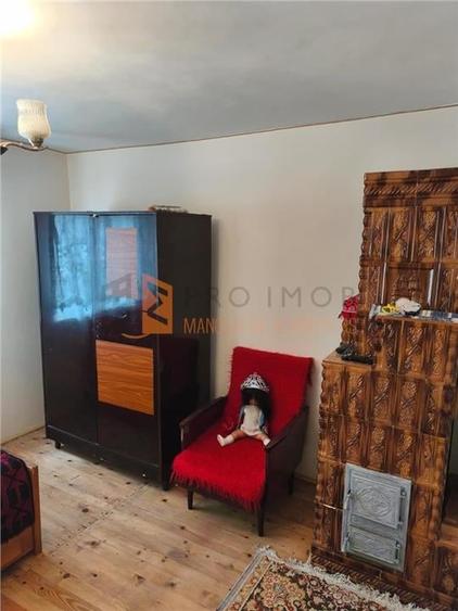 Casă individuală cu 6 camere cu Teren 1717 Mp în Lunca Frumoasă