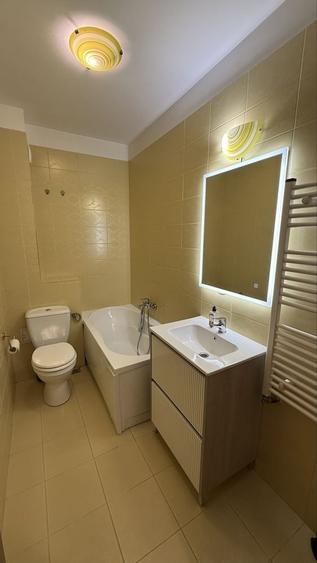 Apartament cu 2 camere semidecomandat în Industriilor