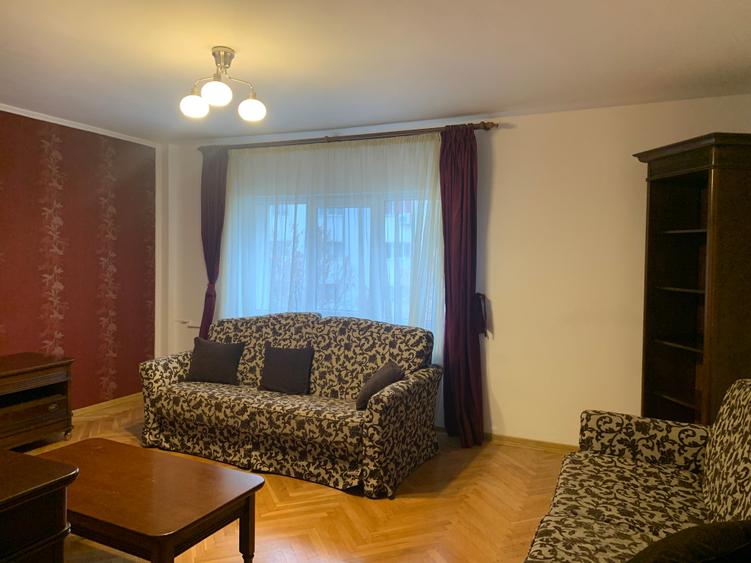 Apartament cu 4 camere decomandat, mobilat în Ștefan cel Mare