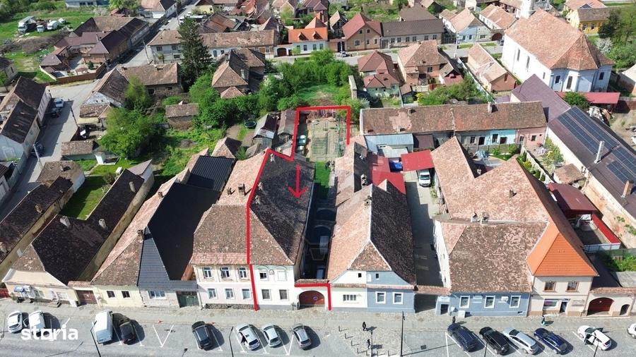 Casă cu 4 camere cu Teren 317 Mp în Central