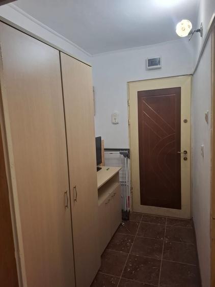 Garsonieră decomandată în Nord