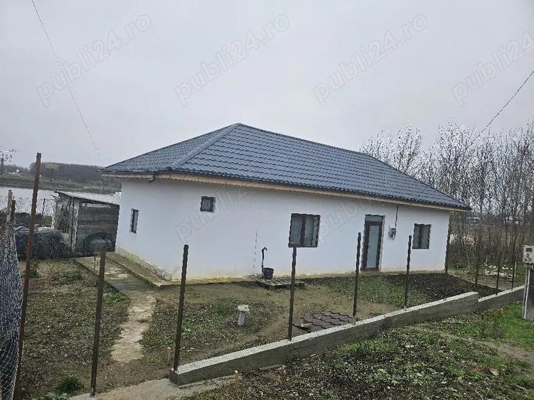 Casă cu Teren 600 Mp în Lehliu