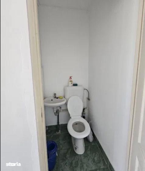 Spațiu comercial, de 24 mp, în Rogerius