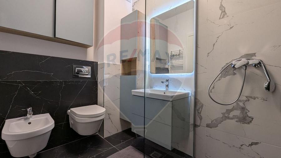 Apartament cu 2 camere decomandat, mobilat în Splaiul Unirii