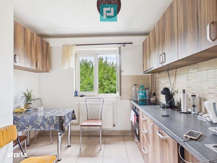 Apartament cu 3 camere decomandat în Aurel Vlaicu