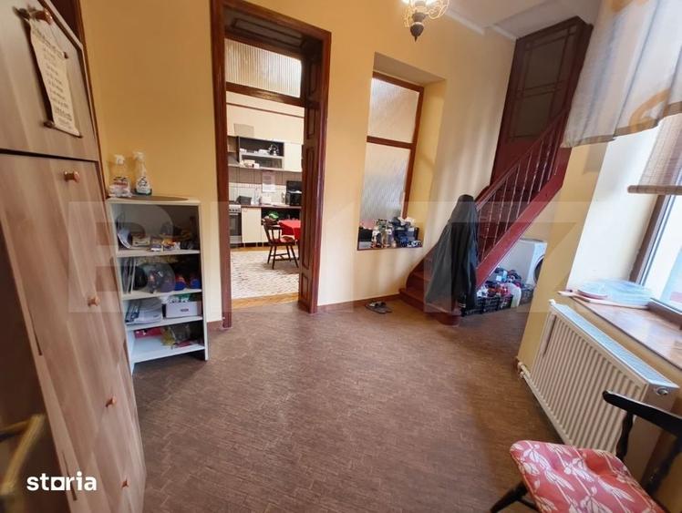 Casă cu 5 camere semidecomandat cu Teren 473 Mp în Ultracentral