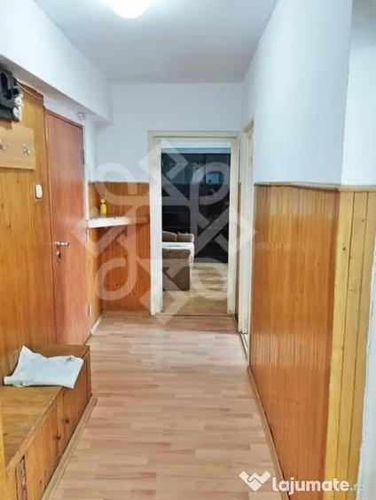 Apartament cu 2 camere, decomandat in zona Decebal Oradea - 2