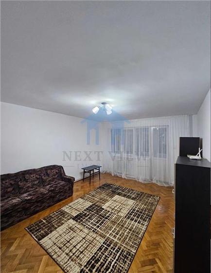 Apartament cu 2 camere decomandat în Plopilor