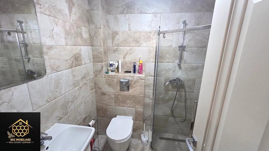 Apartament cu 3 camere decomandat în Calea Severinului