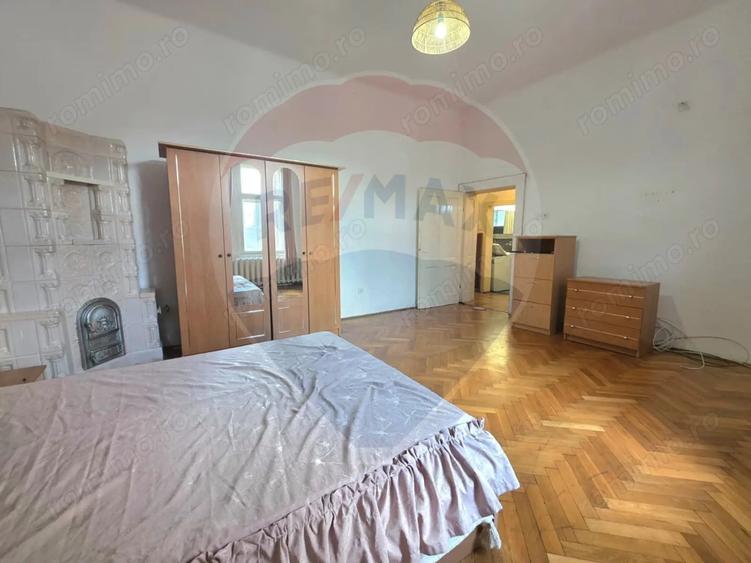 Apartament cu 3 camere decomandat, mobilat în Vitrometan