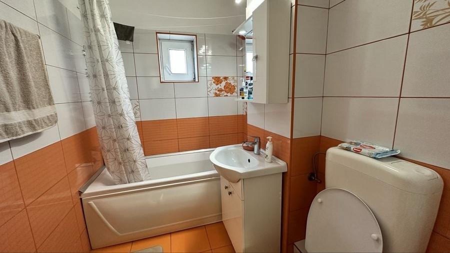 Apartament cu 2 camere decomandat în Inel II
