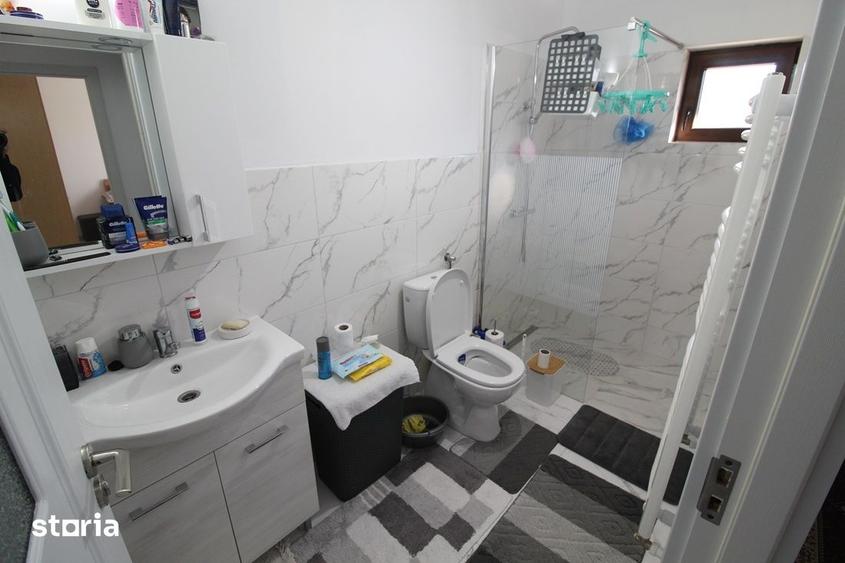 Casă cu 3 camere decomandat cu Teren 555 Mp în Teliucu Inferior