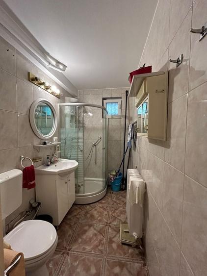 Apartament cu 3 camere decomandat în Dosu Bricii
