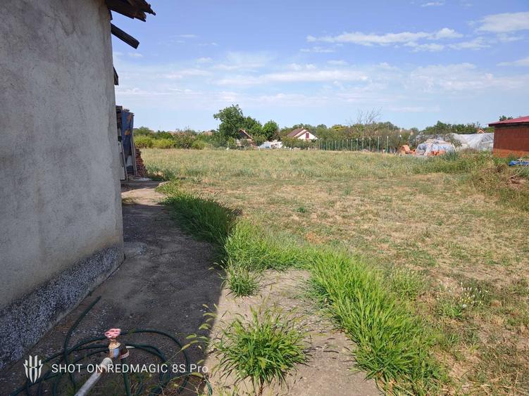 Casă cu 3 camere în Semlac